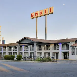 Crossroads - Downtown Motel